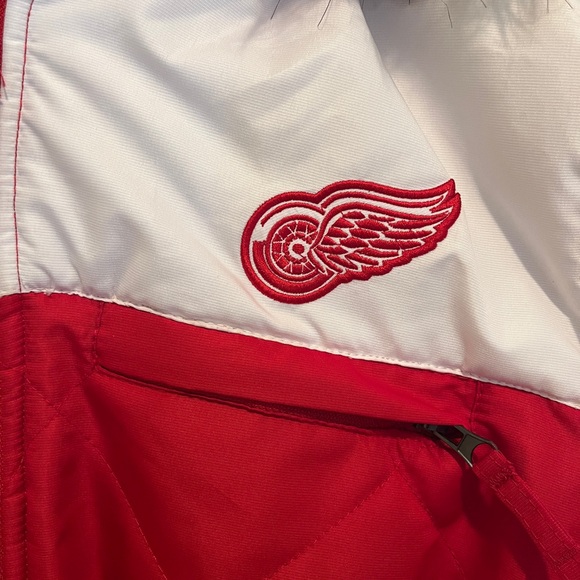 Women’s size XL Detroit Red Wings giii sports by Carl Banks Coat - Picture 2 of 9
